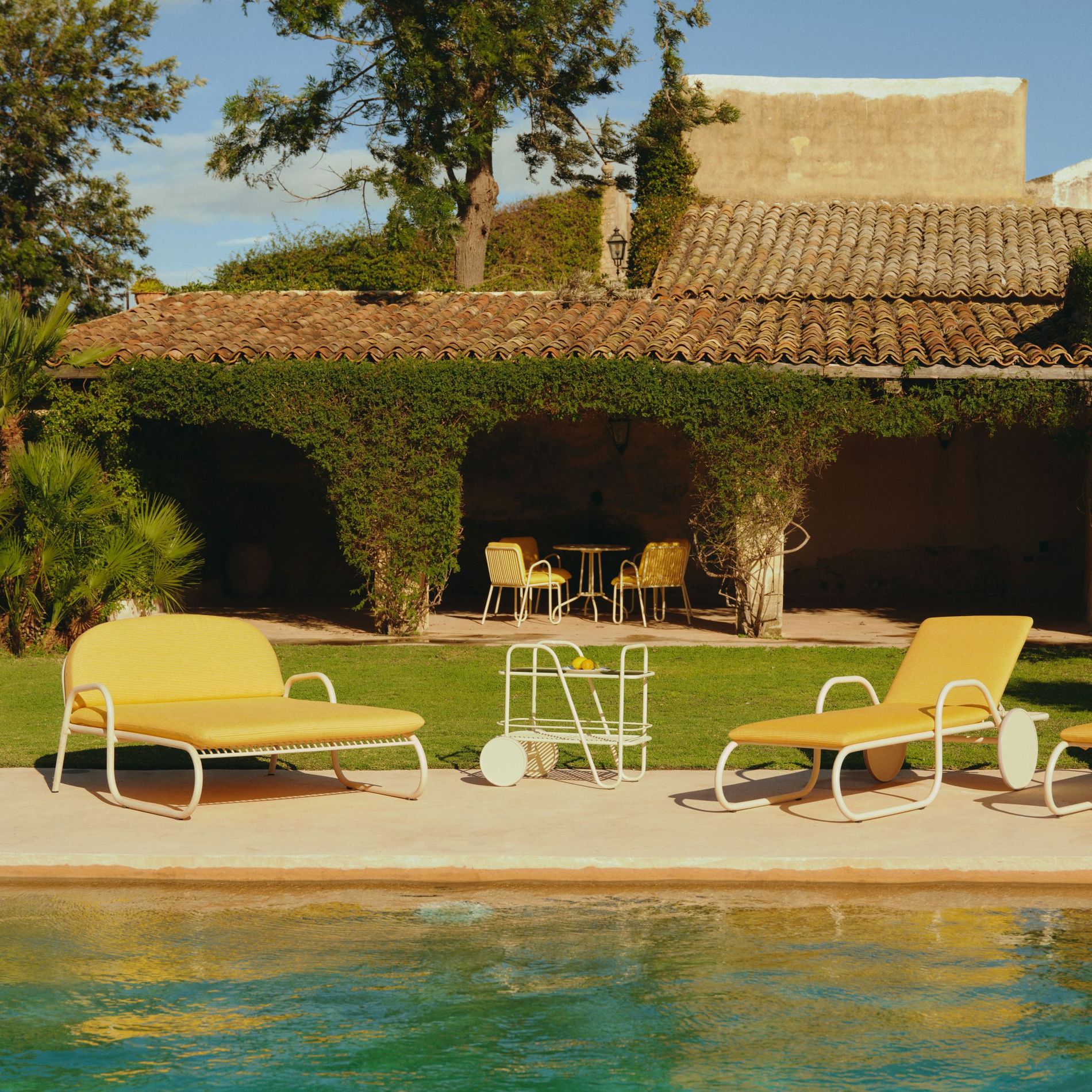 Westwing's Outdoor Collection pictured poolside