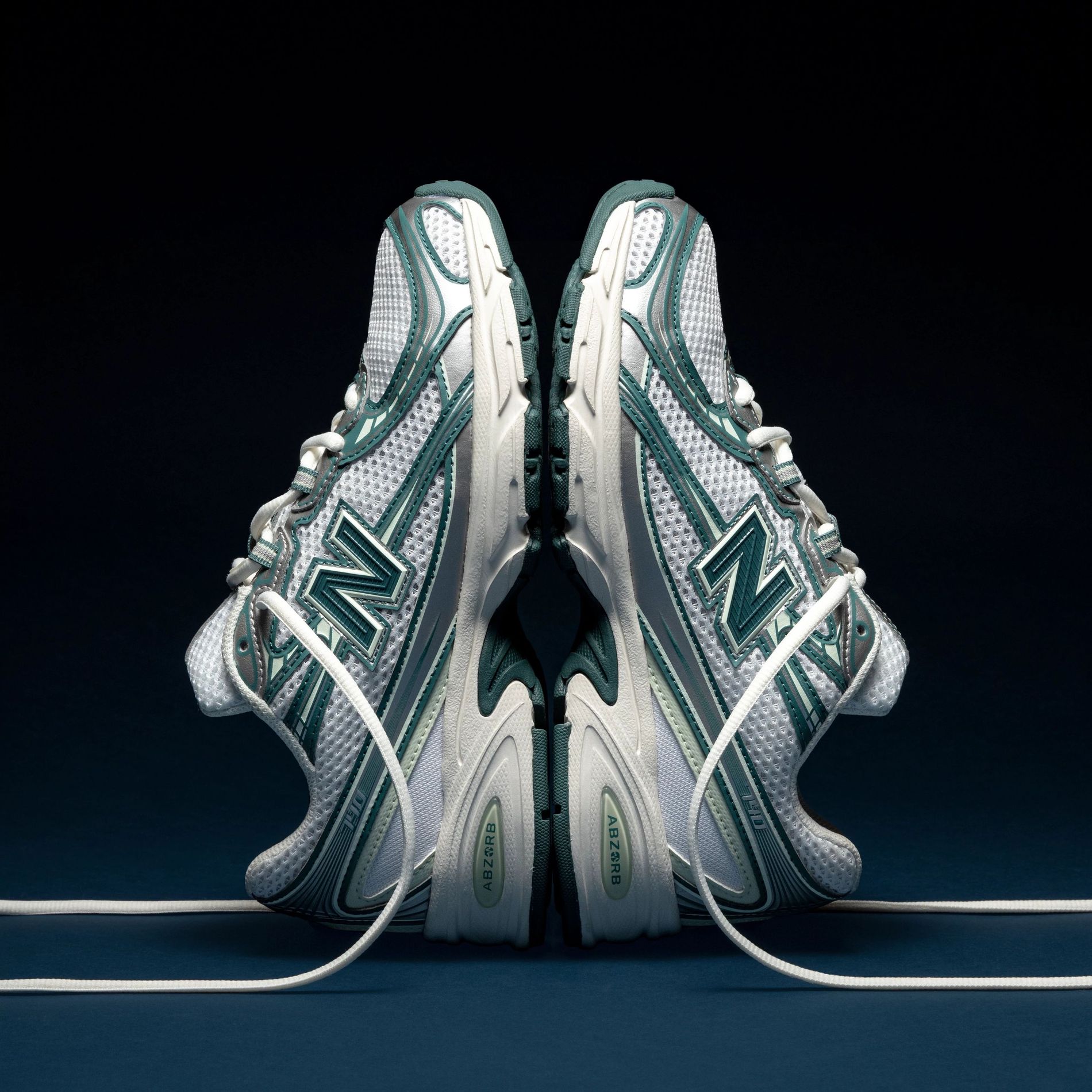 New balance donna 740 sales
