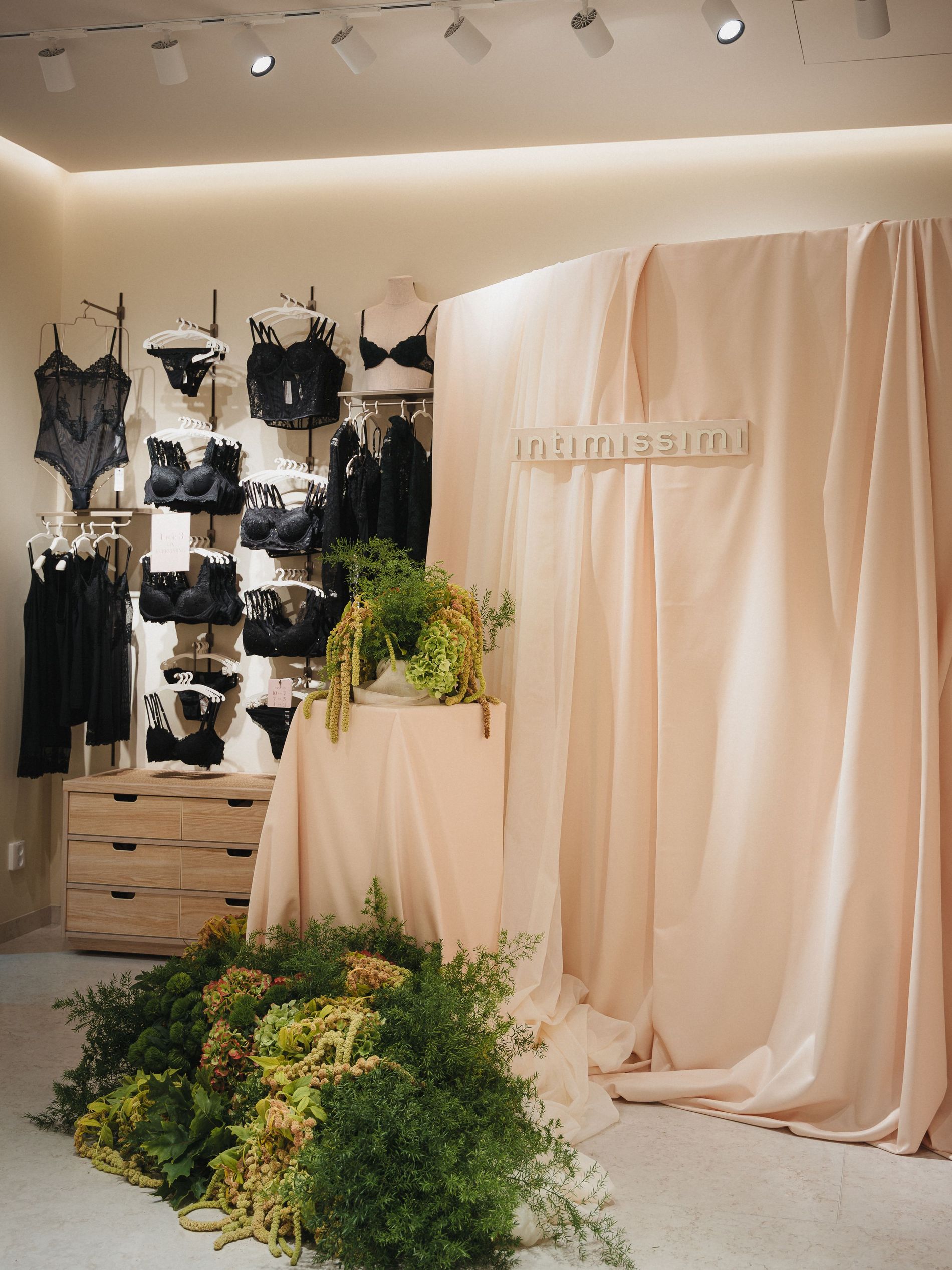 Underwear from Intimissimi with some greens