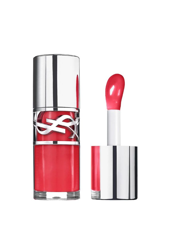 Get the bloody lips Halloween makeup look