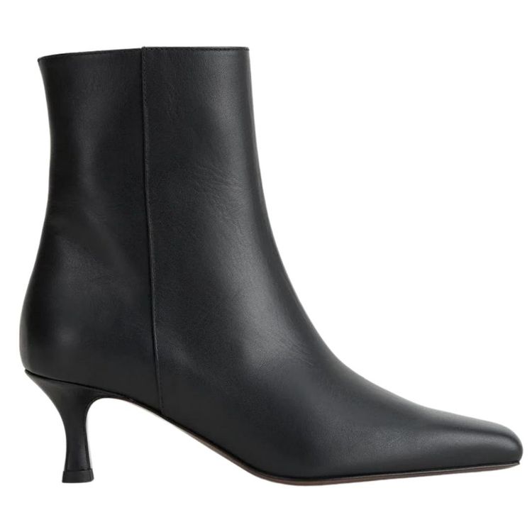 The best black ankle boots to base your autumn wardrobe on - Vogue  Scandinavia