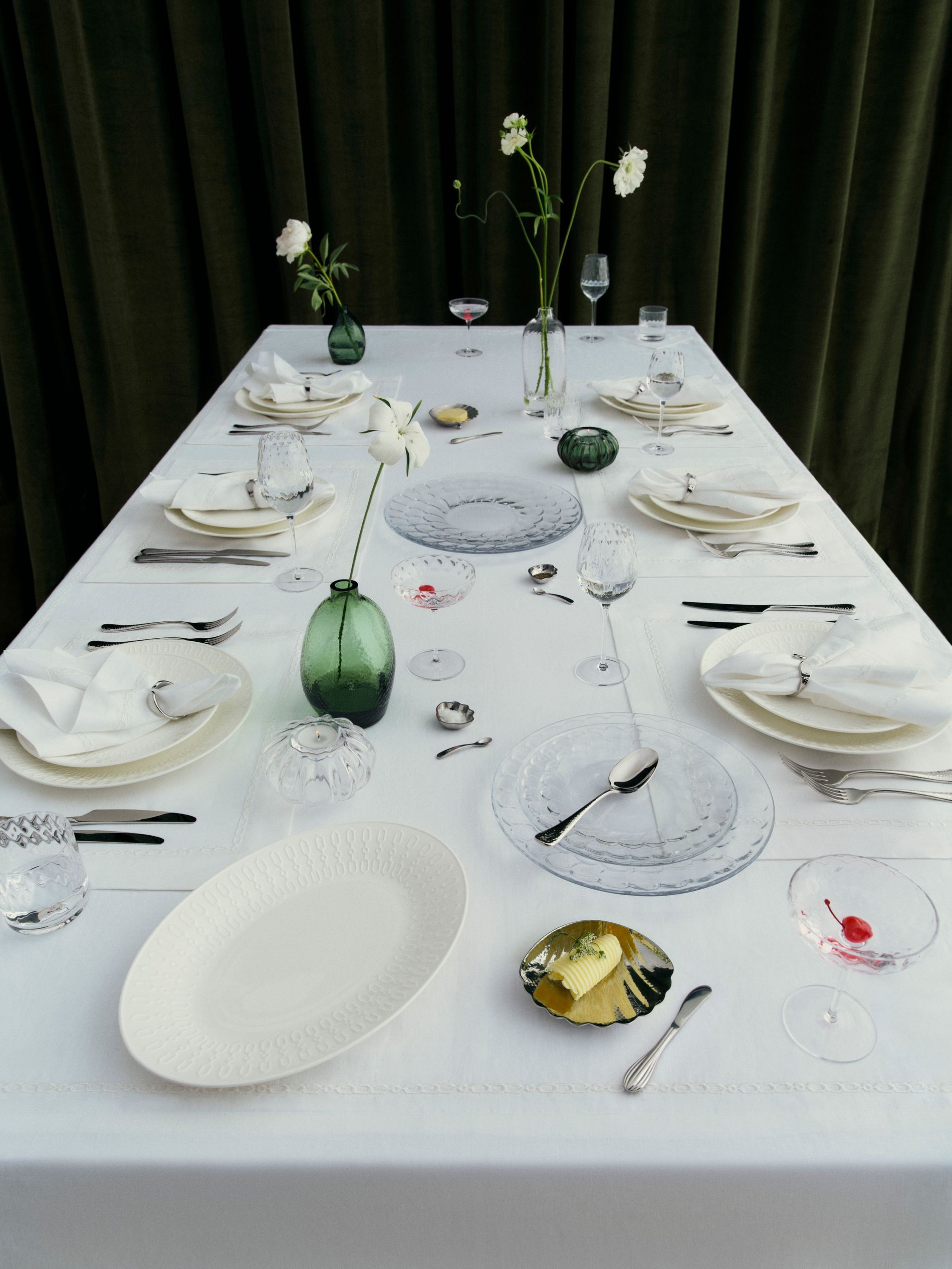 A tablescape featuring the Westwing and Victoria Beckham collection