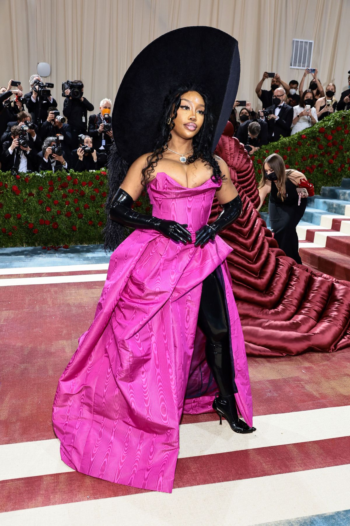 Met Gala 2022 red carpet - Vogue Scandinavia