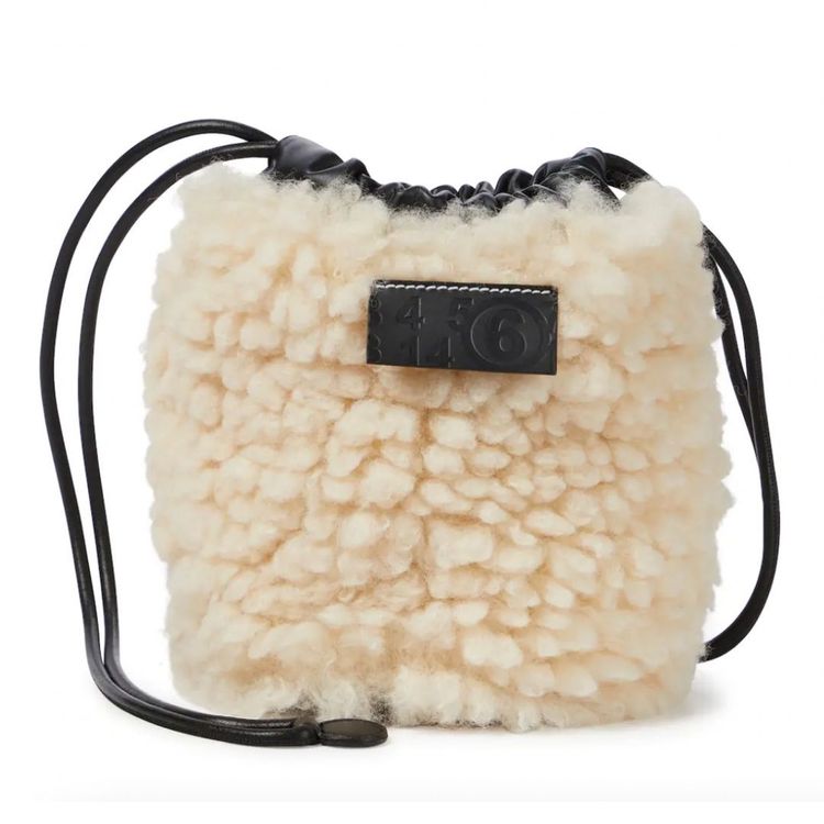 The 10 best furry handbags to buy for autumn available now - Vogue  Scandinavia