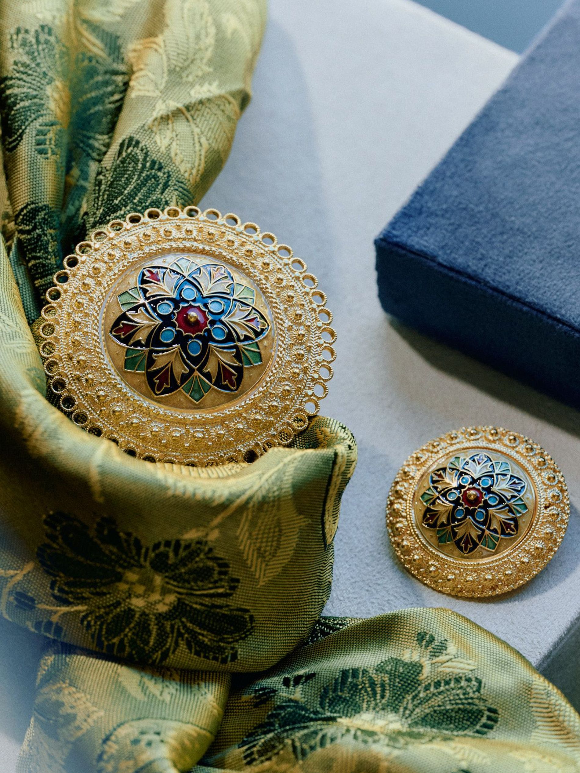David Andersen gold-plated brooch with hand-painted vitreous enamel