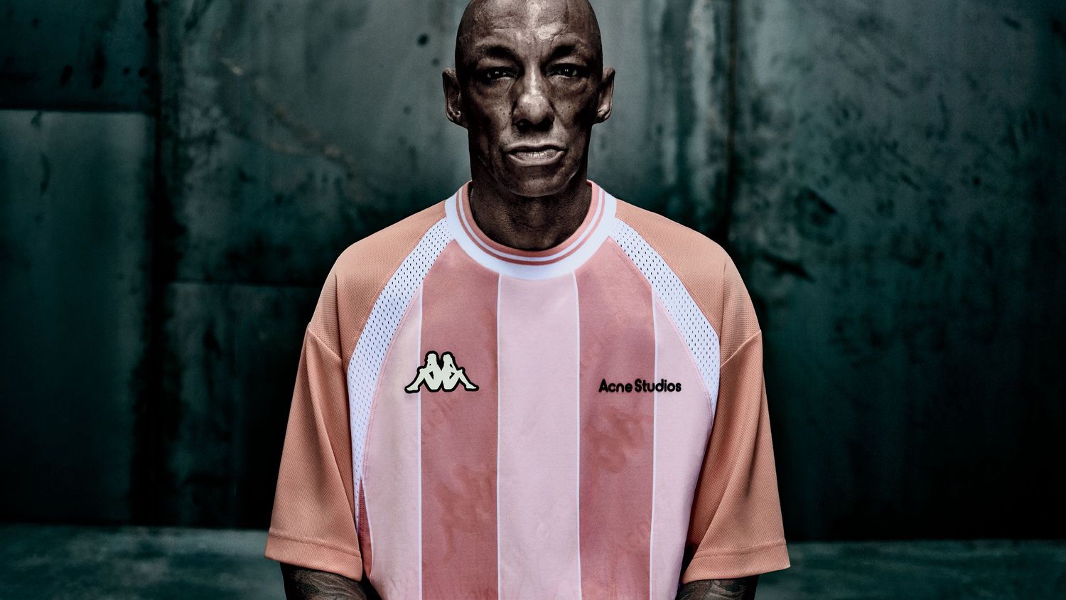 Acne_Studios_Kappa_4x3_5_1_94d