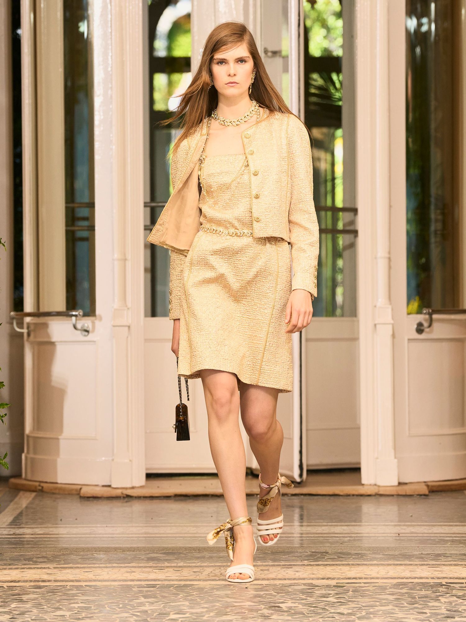 See all the looks from Chanel's Cruise 2026 show - Vogue Scandinavia