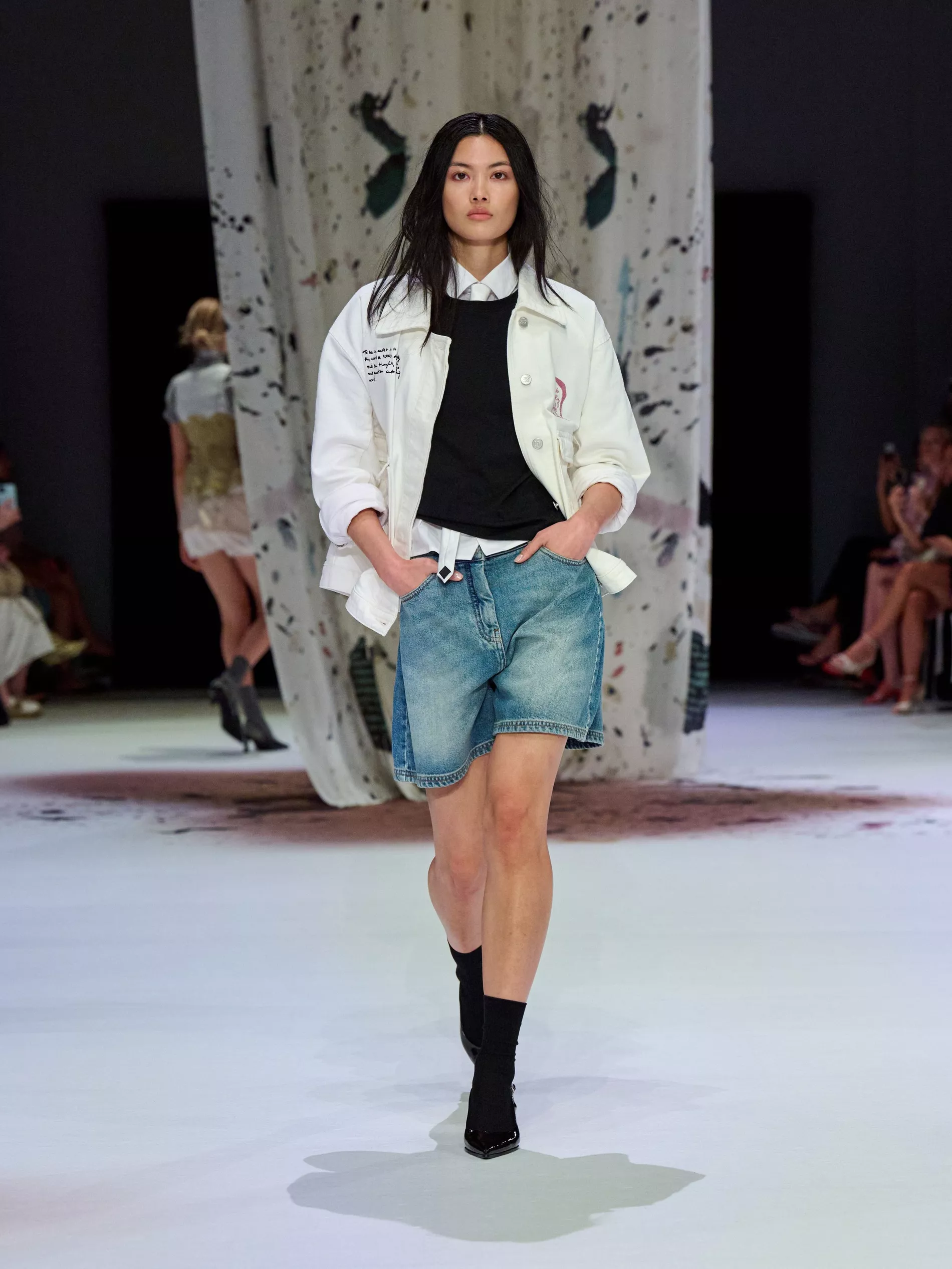 Model walks Munthe SS27 - Copenhagen Fashion Week