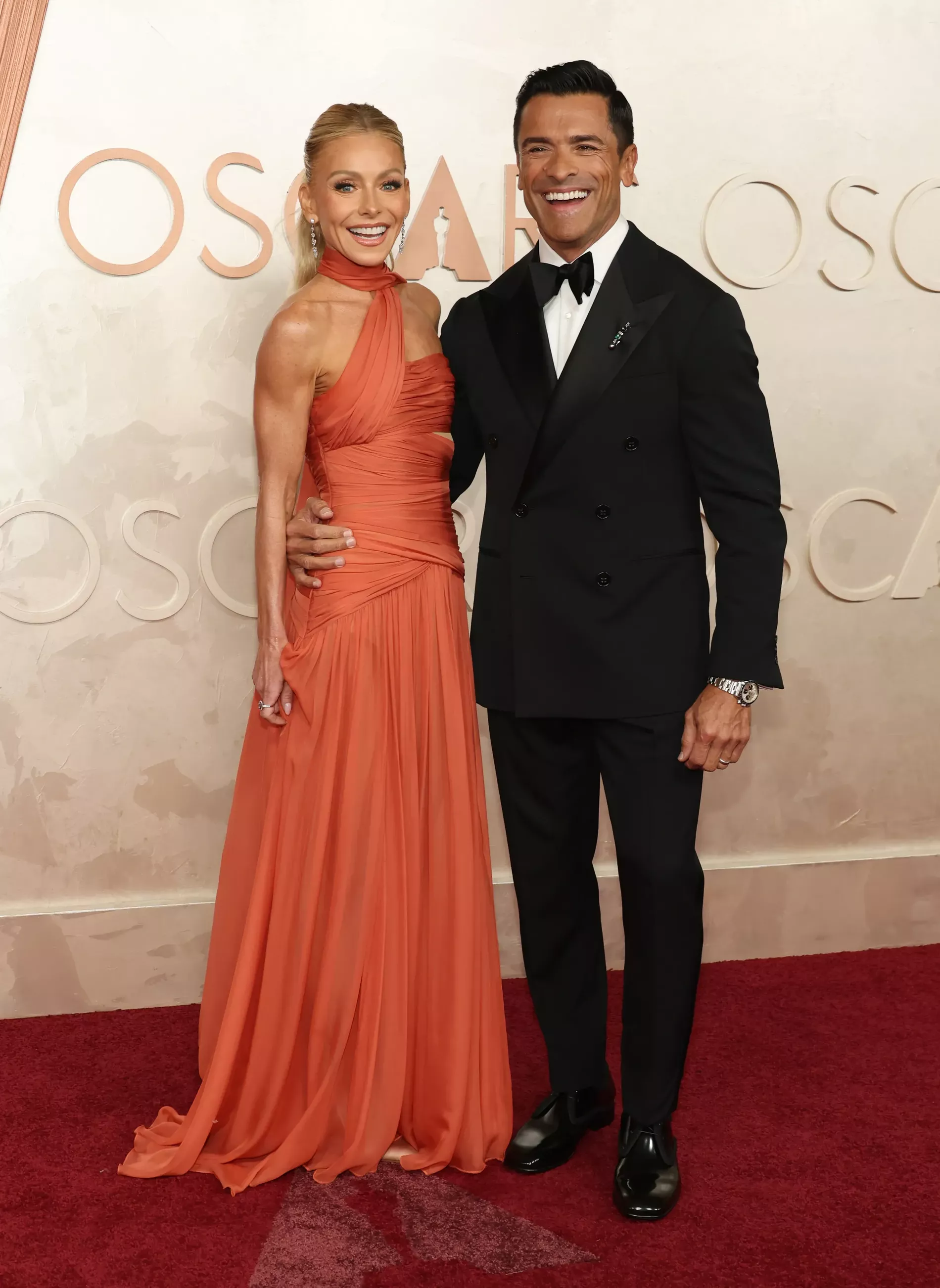 Kelly Ripa and Mark Consuelos at the 2025 Oscars