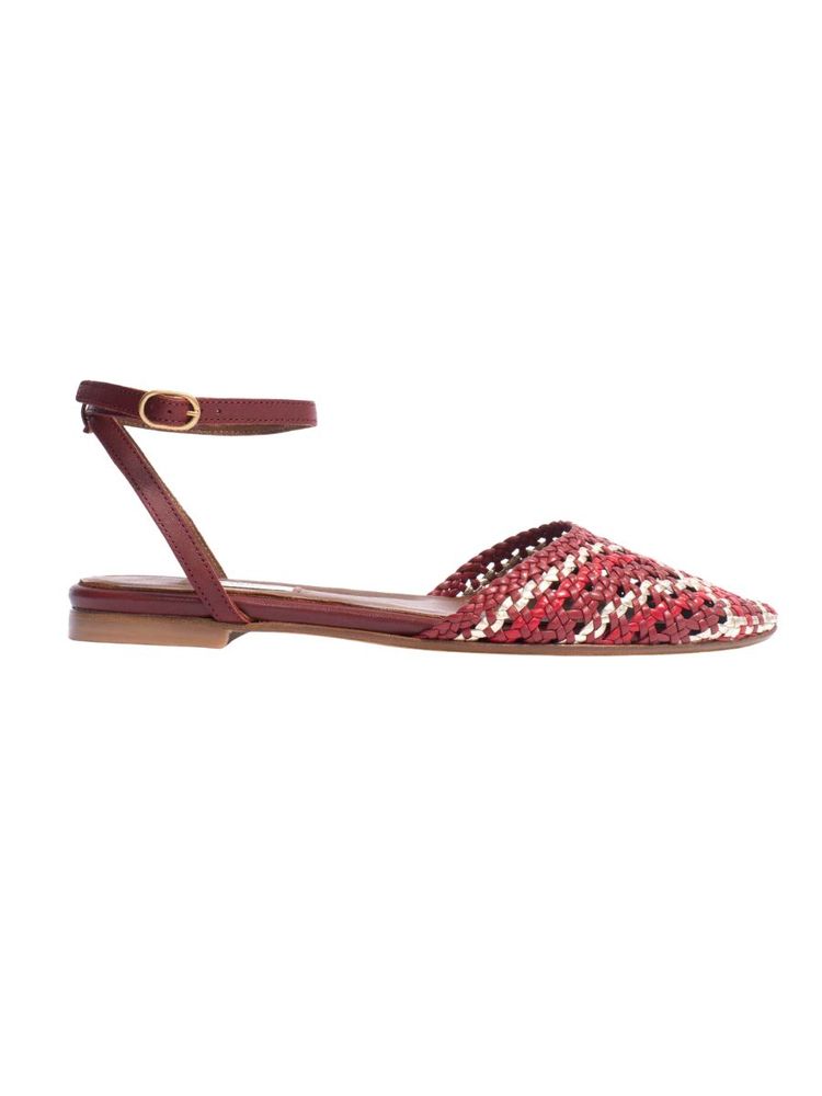 The best close-toe sandal - Anonymous Copenhagen - On a white background