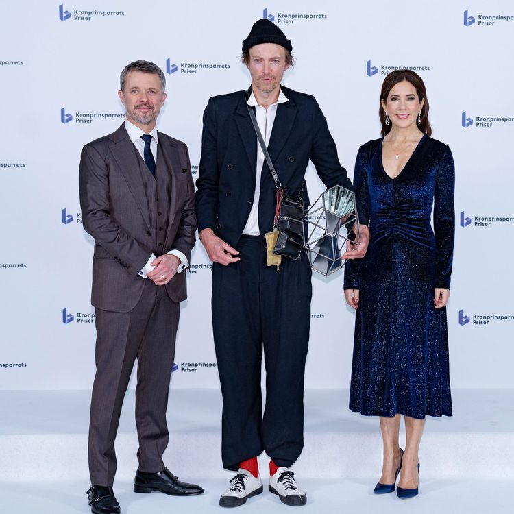 レア HENRIK VIBSKOV All-In-One Presse_web_2365_ffde7a26c1.jpg