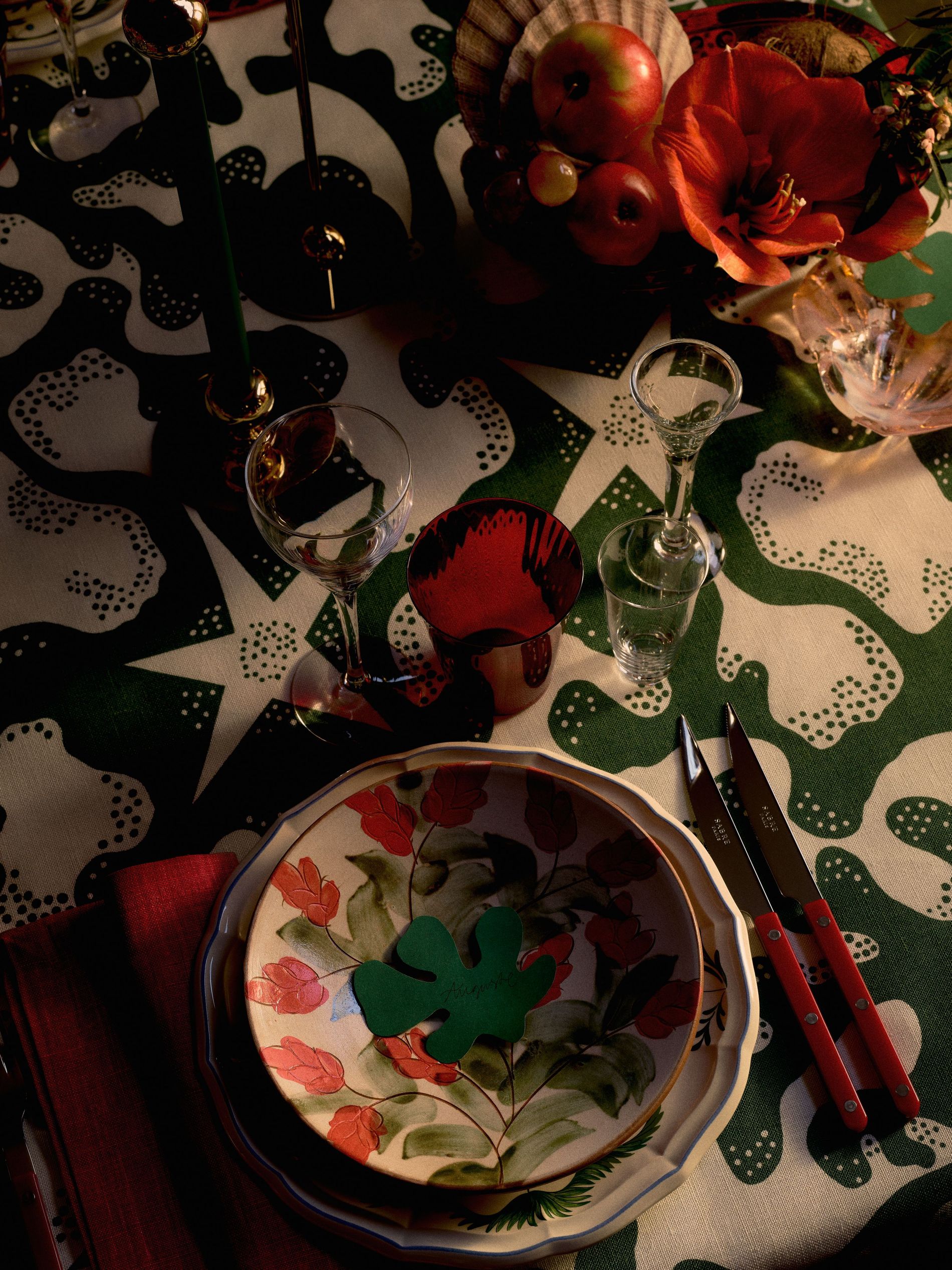 How to decorate your home for Christmas