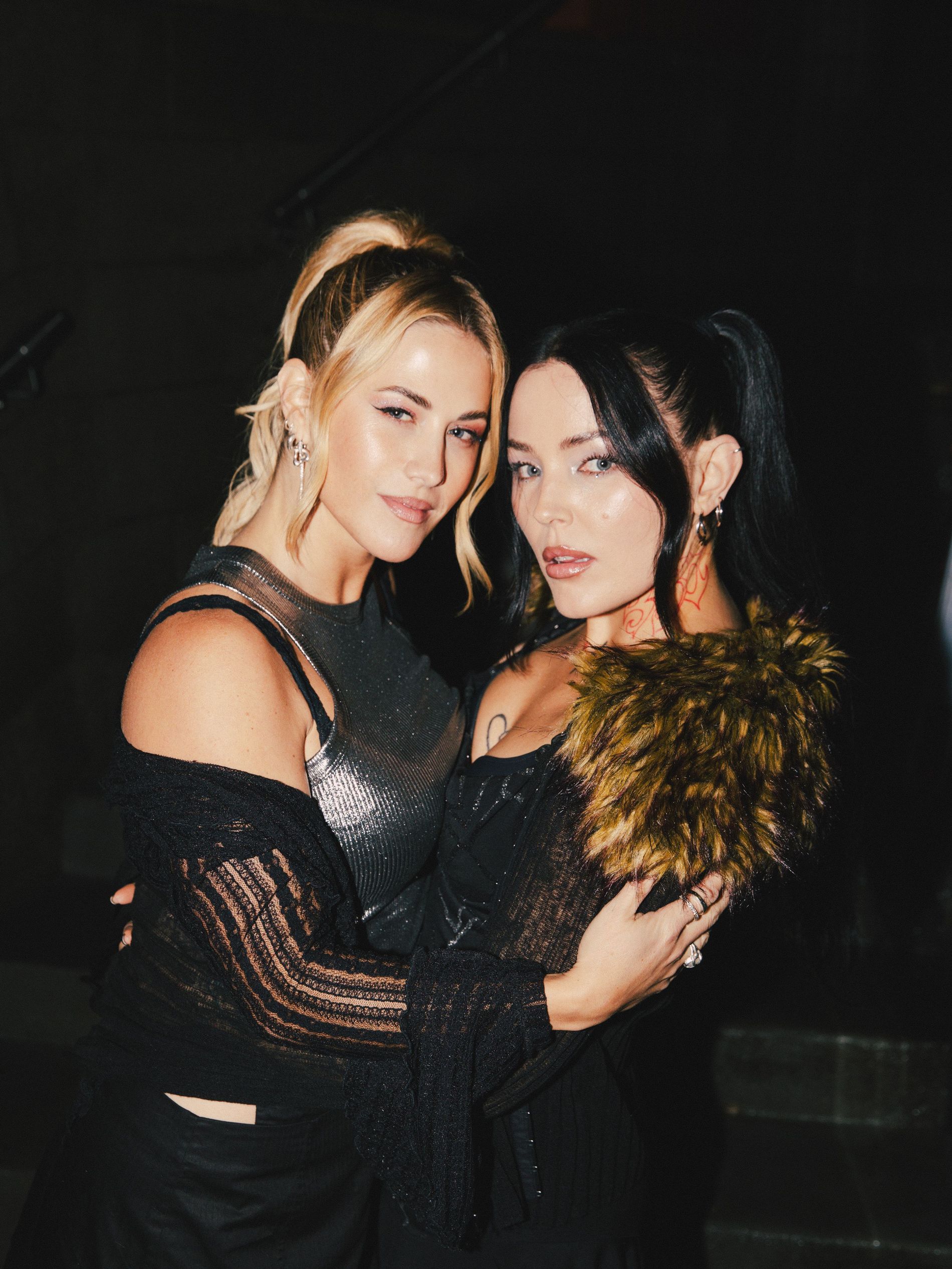 Molly Sandén and Miriam Bryant