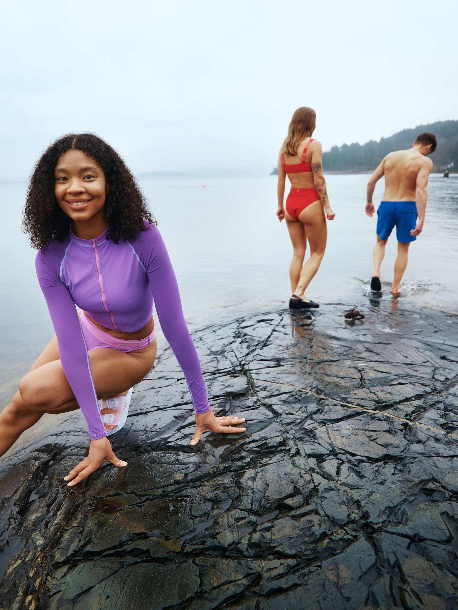 3 people ready to take a swim in a lake in Zalando's recent campaign