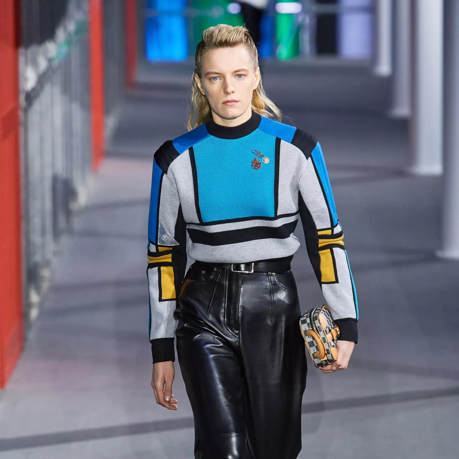 Vogue Runway - The St. John pre-fall 2023 collection is here. See