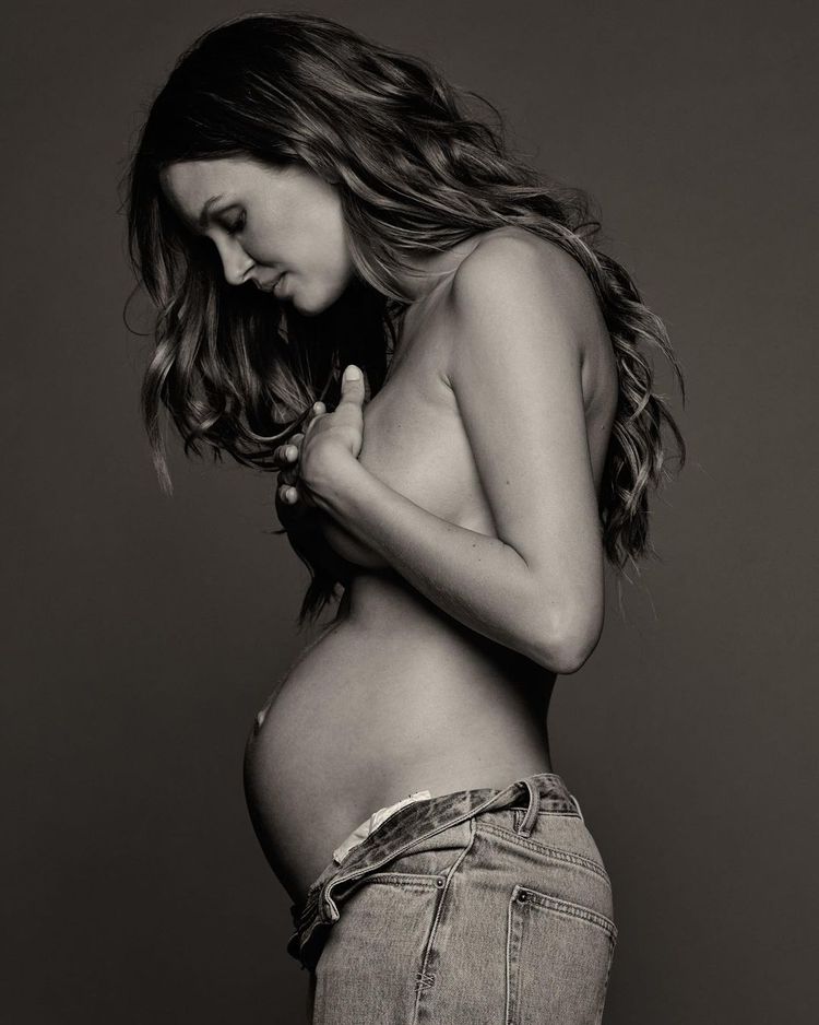 Danish supermodel Josephine Skriver poses topless with her pregnancy belly