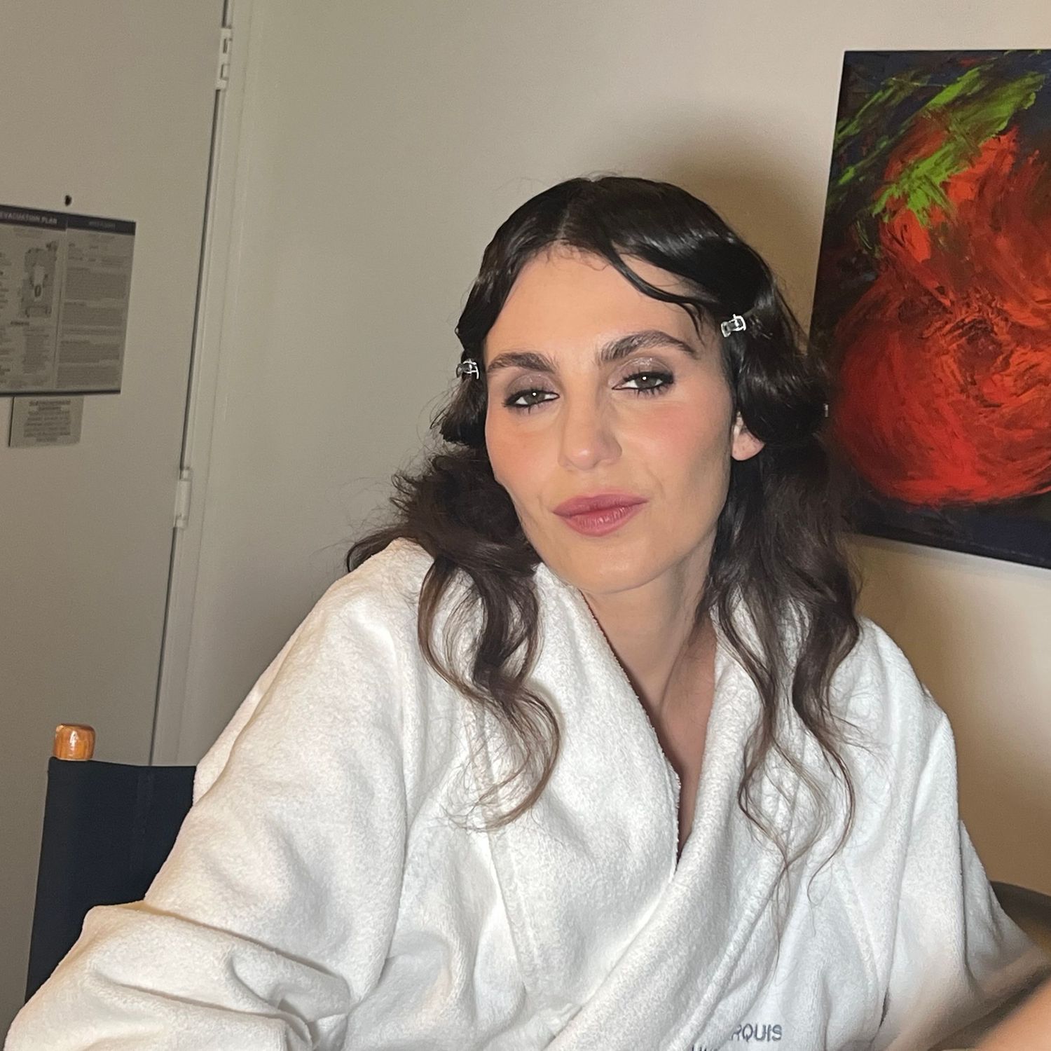 Vic Carmen Sonne gives a behind-the-scenes view of the darkly romantic look for her first Golden