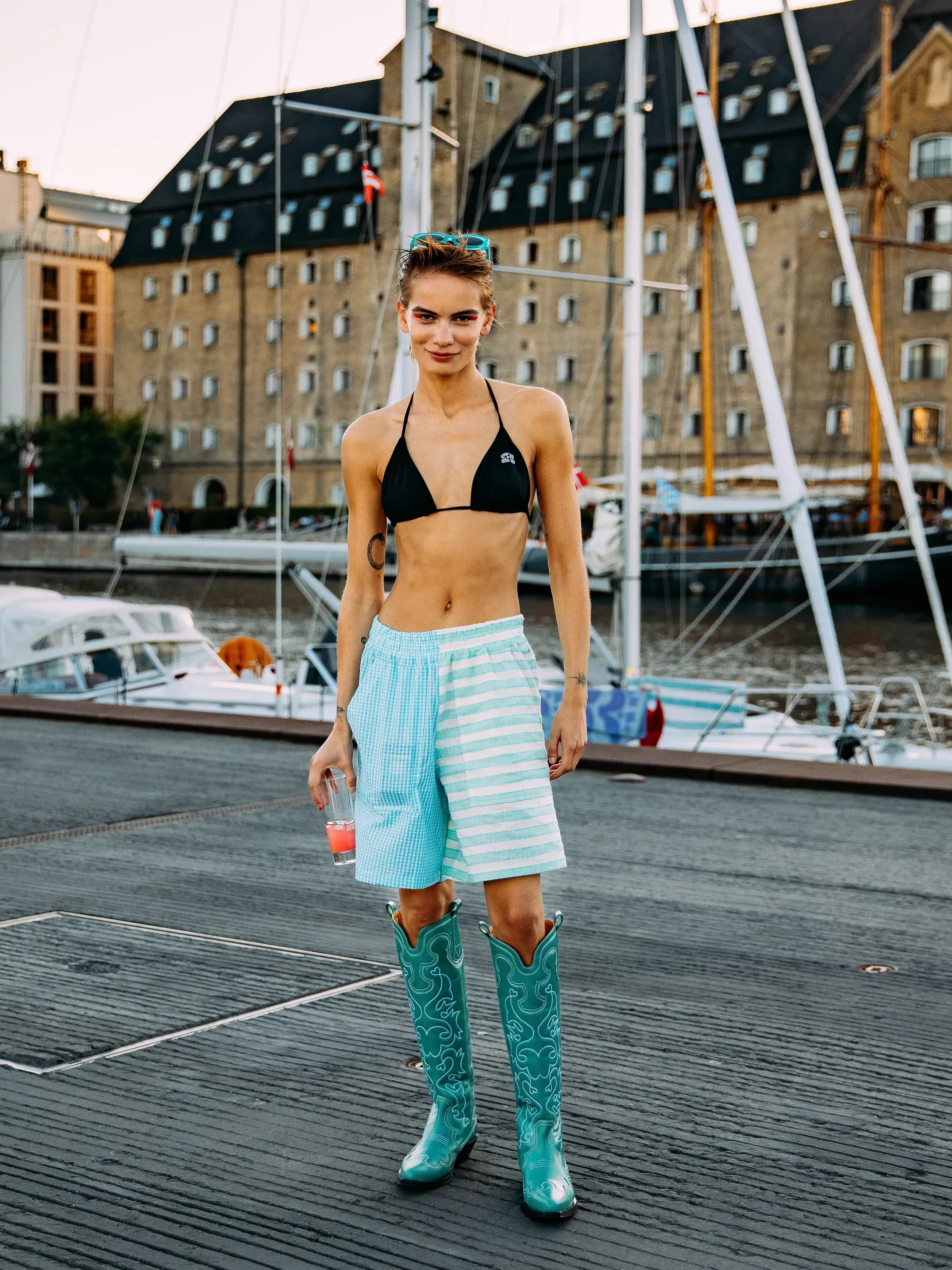 Knee-high boots are going nowhere according to street stylers - Vogue  Scandinavia