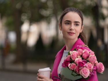 Lilly Collins roses pink 