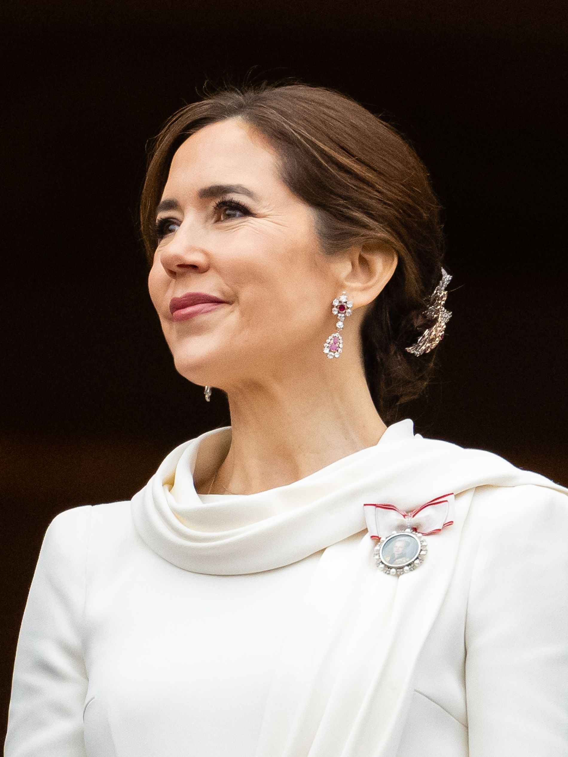 Queen Mary of Denmark wearing the Royal Ruby set during the proclamation