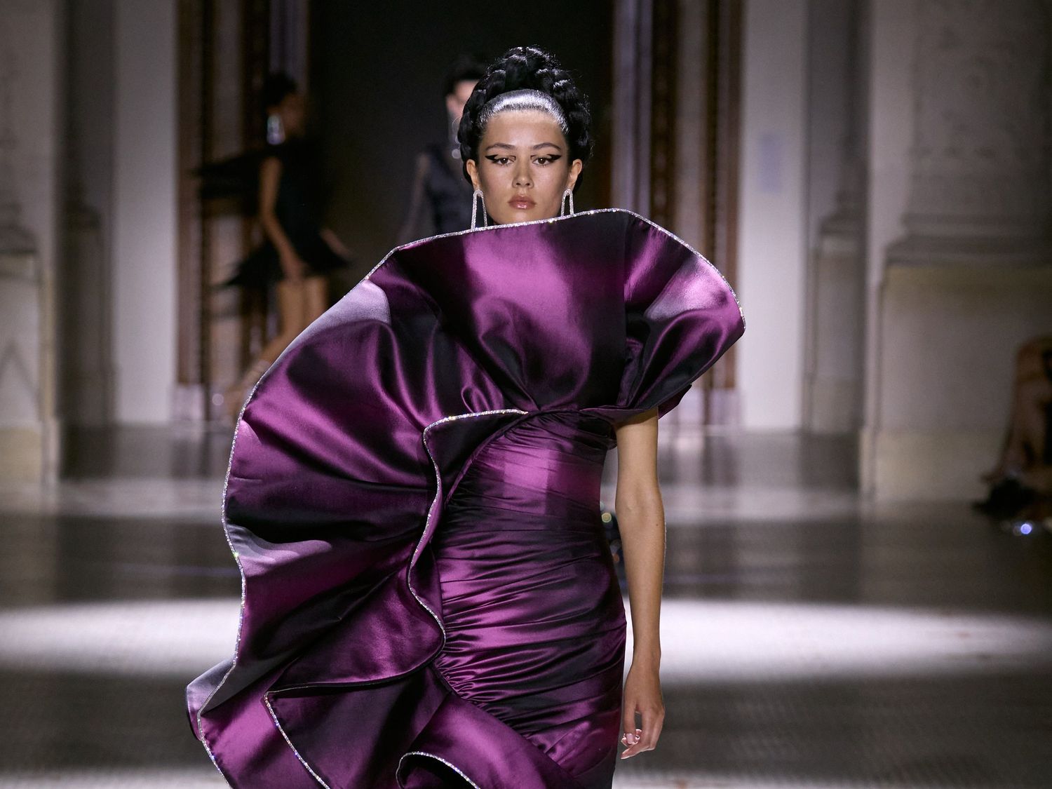 See all the looks from ArdAzAei's Haute Couture AW25 collection - Vogue ...