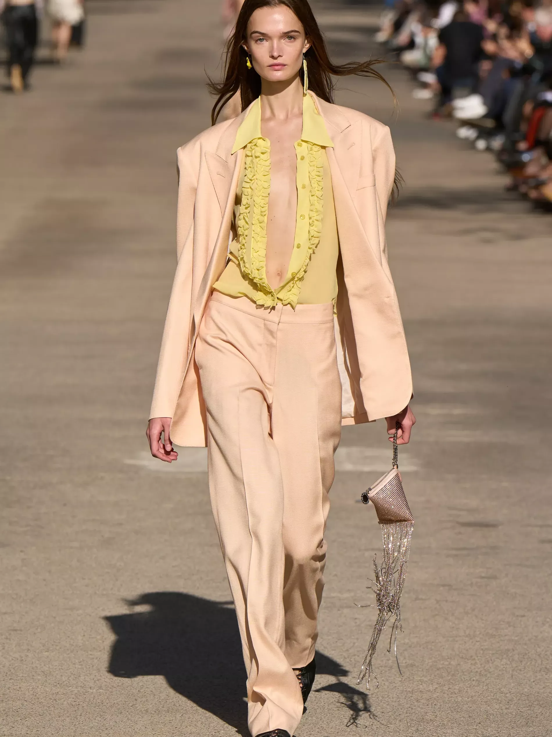 The 6 most persistent trends of Paris Fashion Week SS24 - Vogue Scandinavia