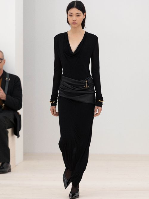 All the looks from Toteme's AW24 Parisian runway debut - Vogue Scandinavia