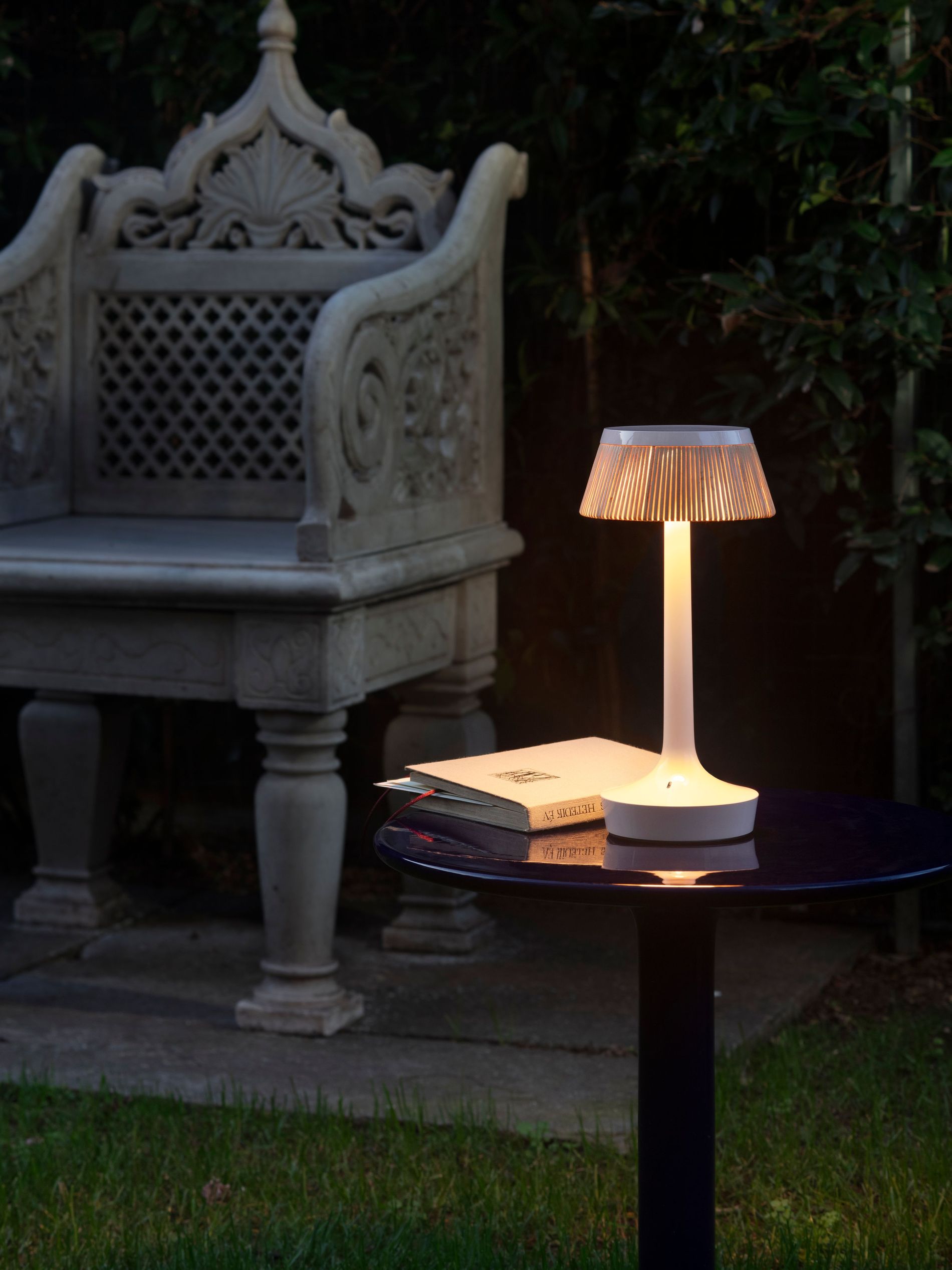 Flos Bon Jour Unplugged portable lamp