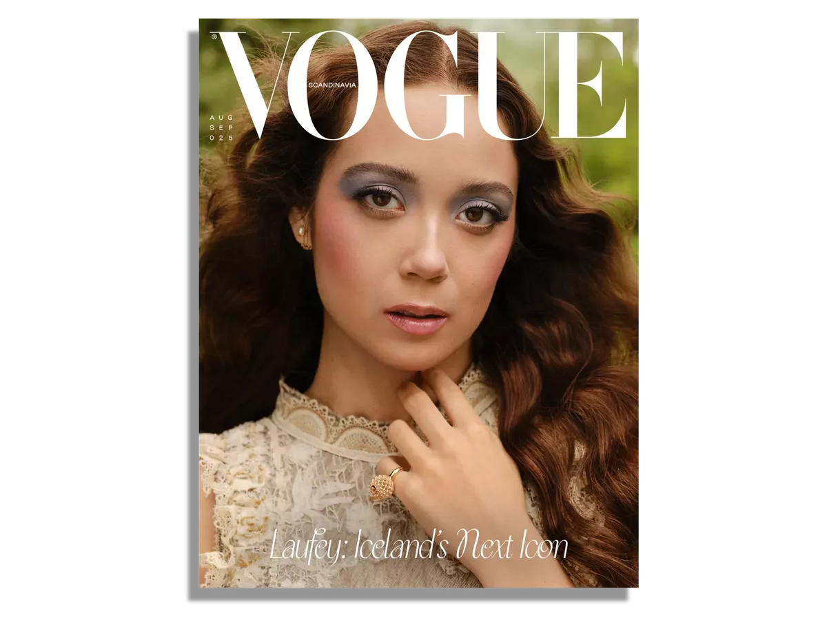 女性情報誌 Vogue Scandinavia Aug/Sep 2022 Issue 7 Buy Vogue Scandinavia's August-September Issue Featuring
