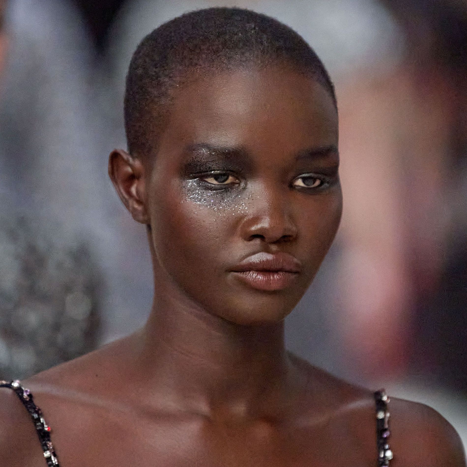 Chanel Couture spring summer 2022: how imperfect makeup is back in - Vogue  Scandinavia