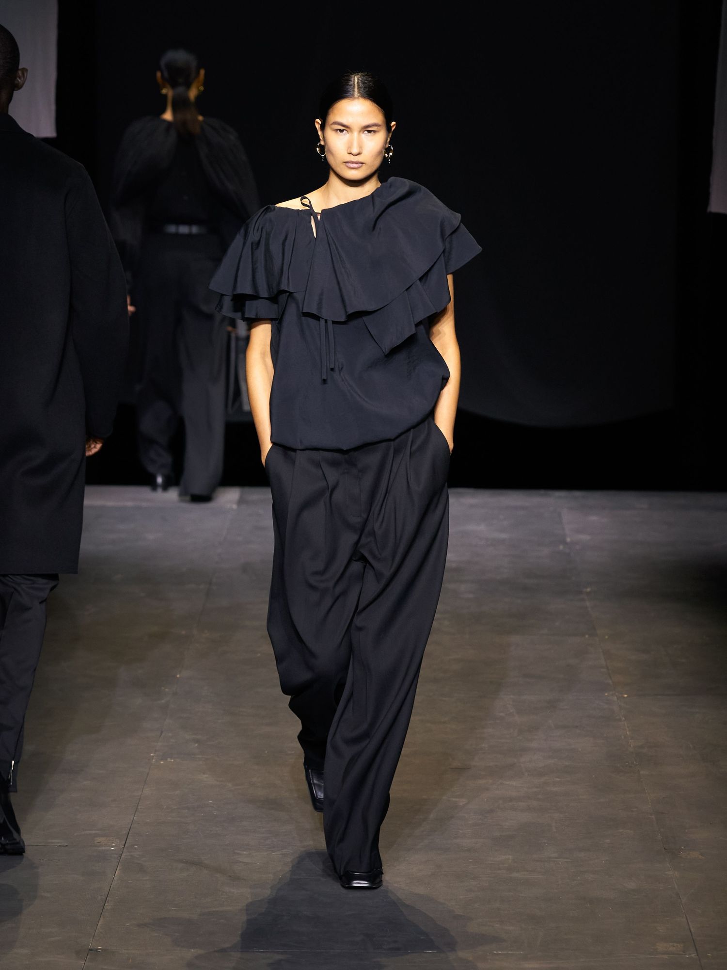 Vogue Scandinavia - COS AW21 runway