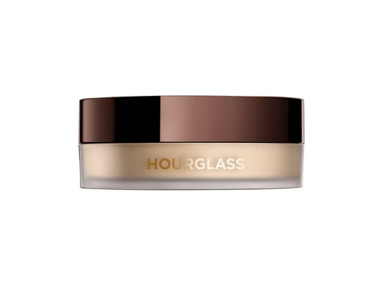 Best setting powder for mature skin - Hourglass - On a white background