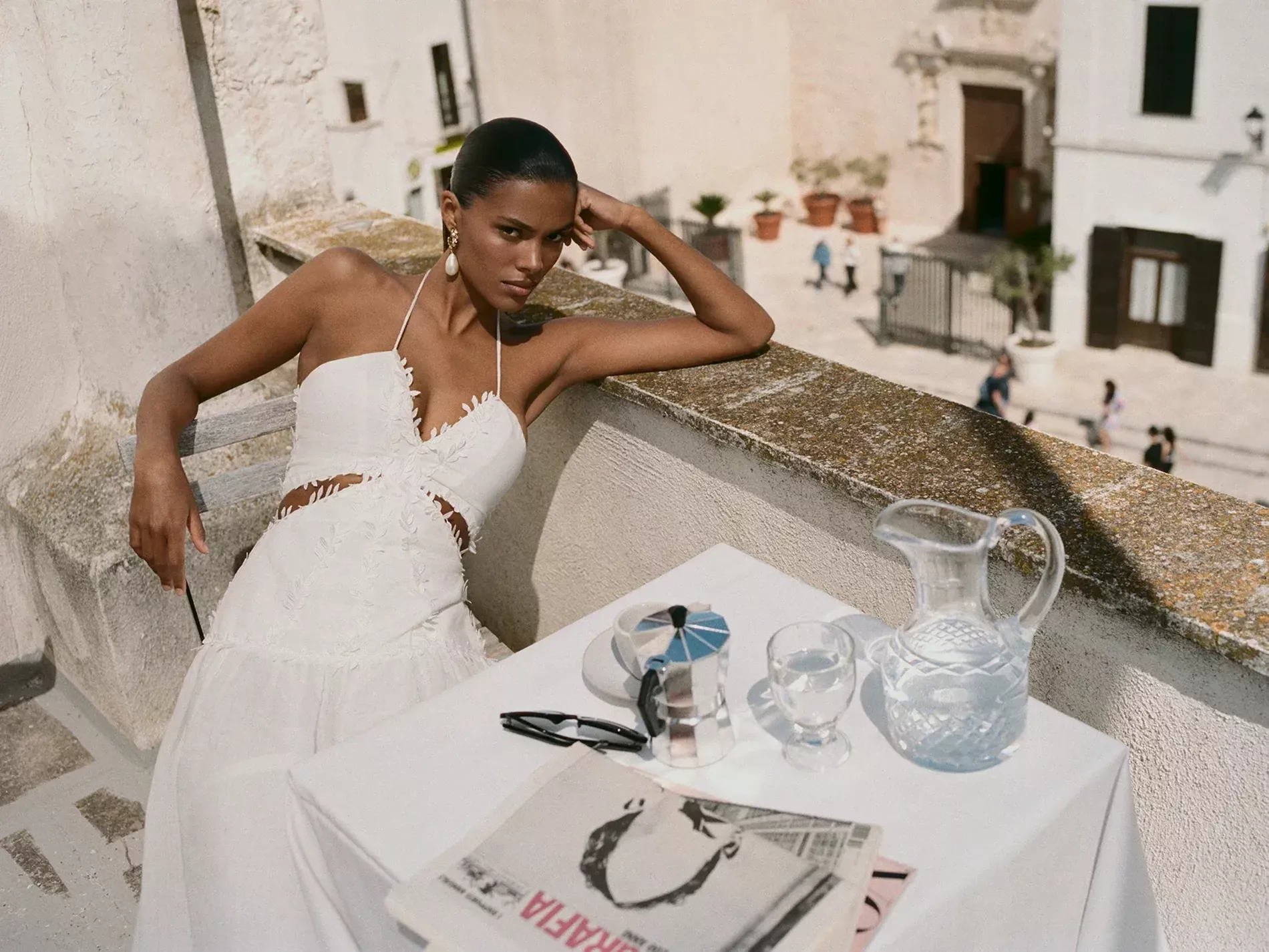Shop 40 best white summer dresses hand-picked by our fashion team for every  warm-weather wardrobe - Vogue Scandinavia