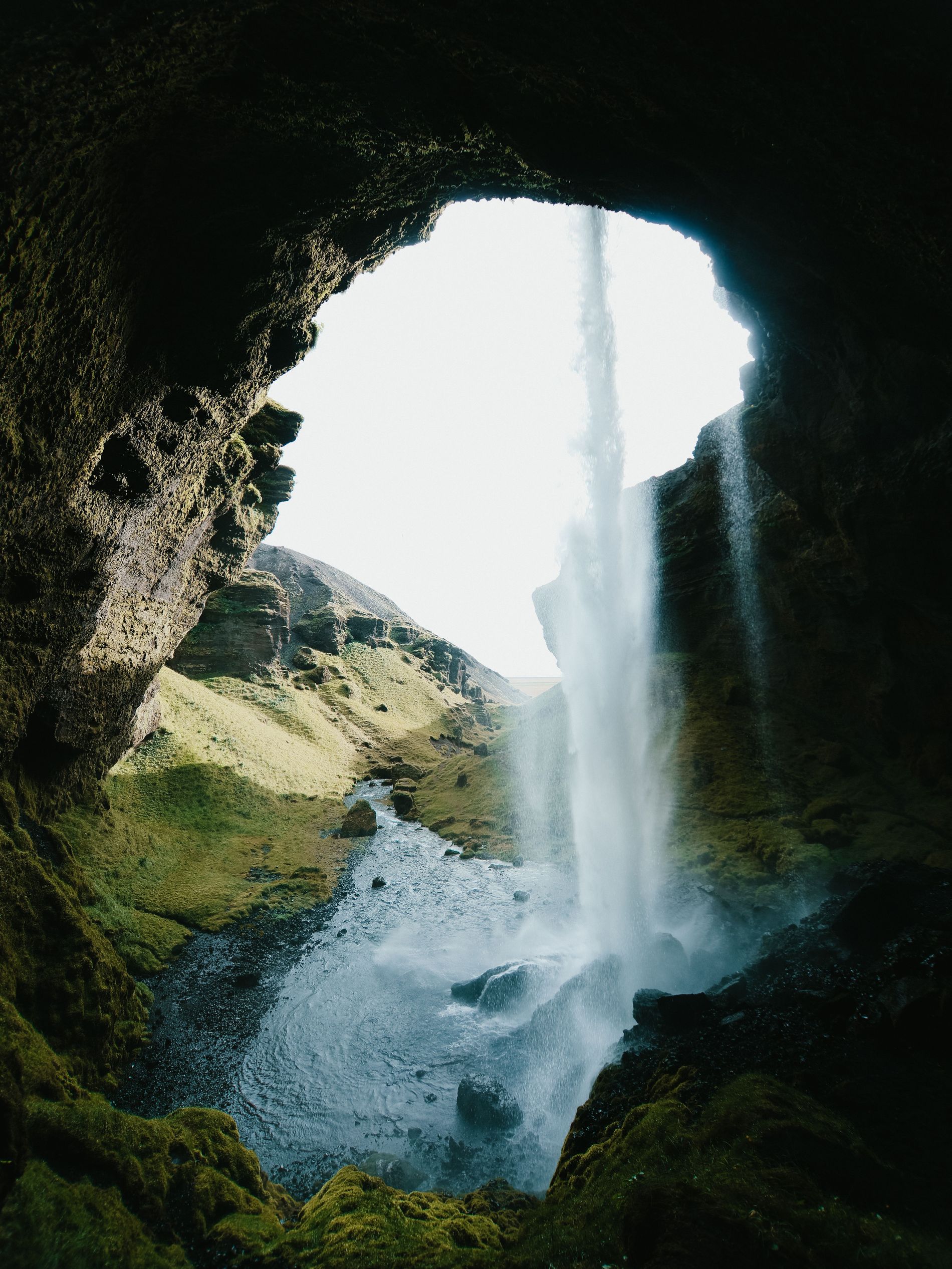 Kvernufoss waterfall 