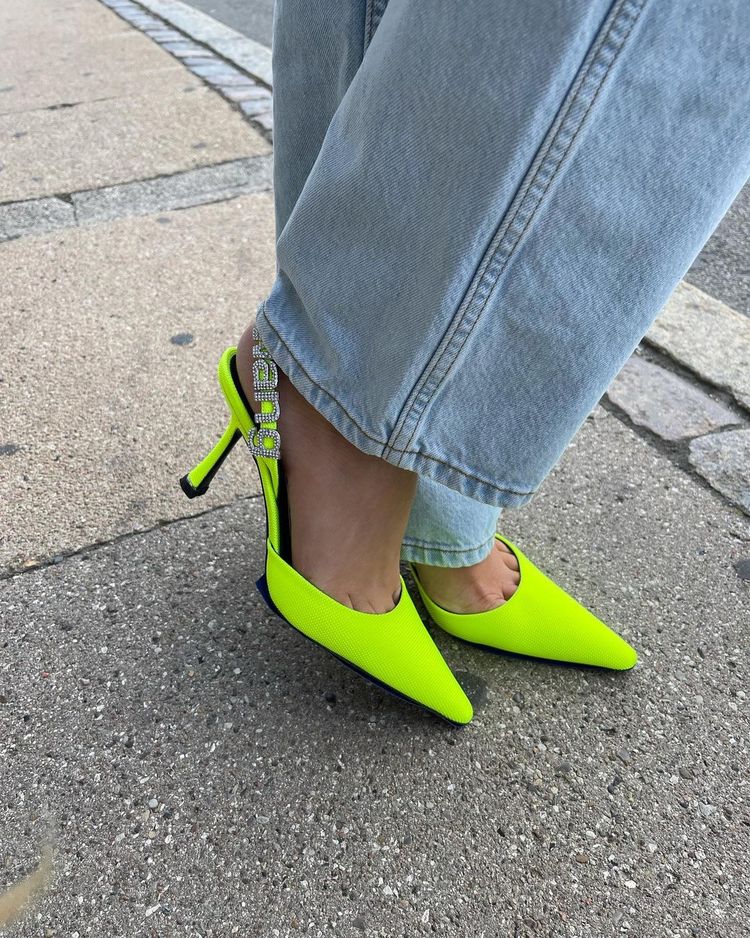 Black and best sale lime green heels