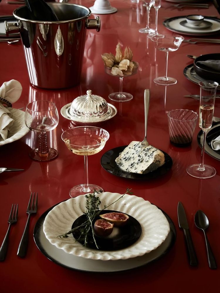 New Year's tablescape