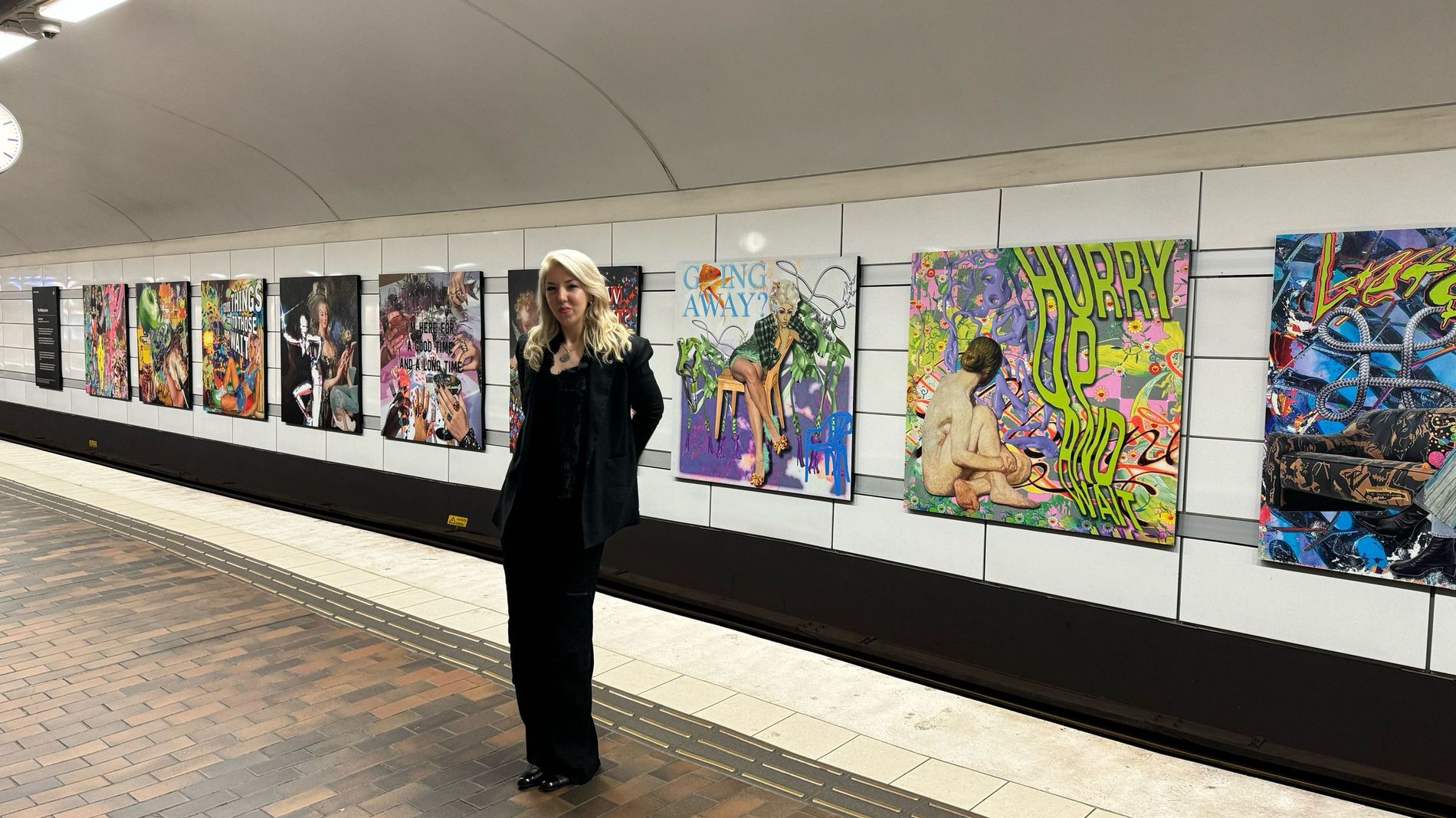 At the Gärdet metro station, an exhibition by artist Jeanette Hayes ...