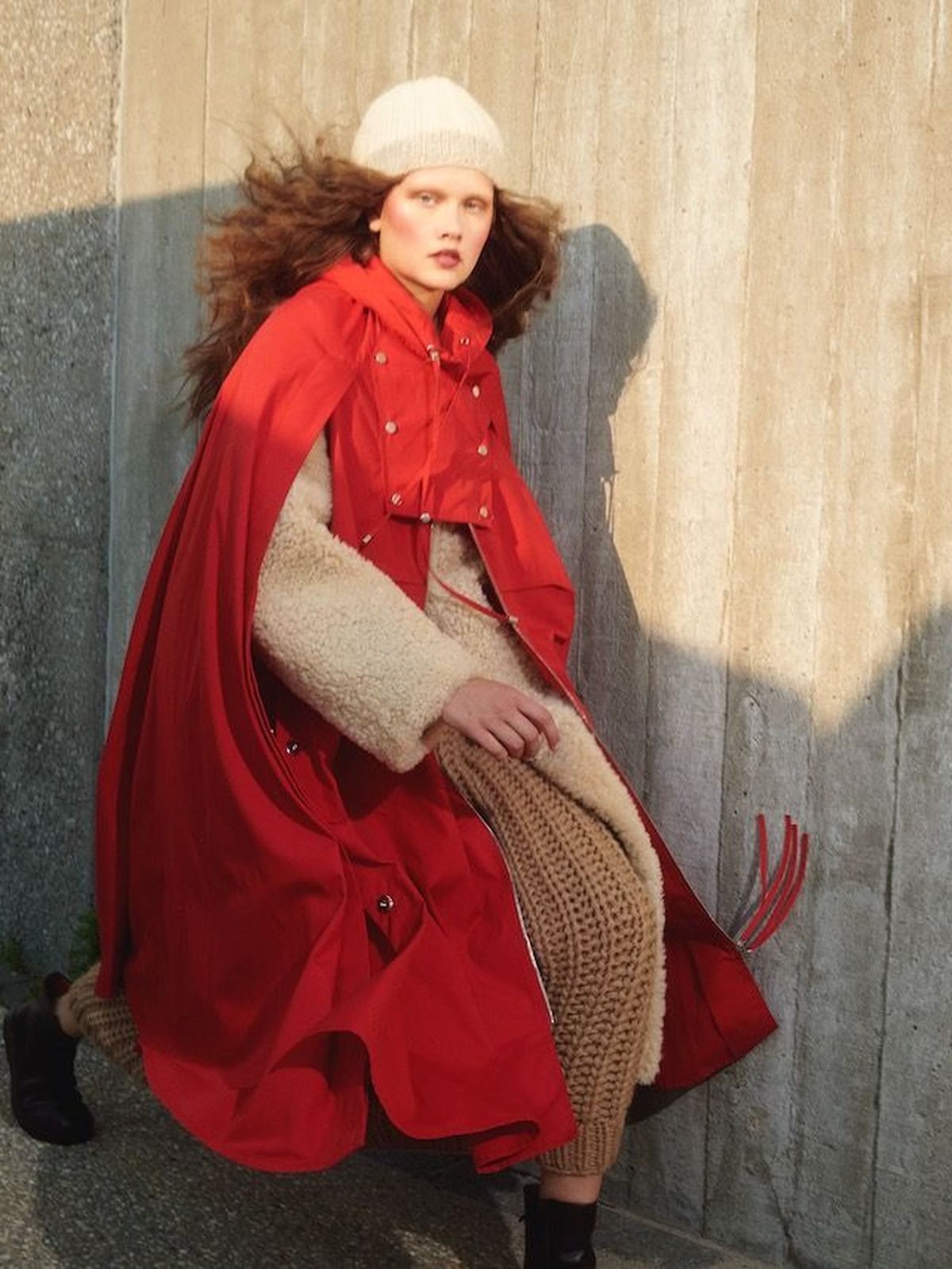 Vogue Beanie red coat